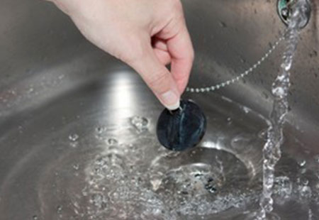 Stinky Drains In Tampa? You Need Professional Drain Cleaning Thumbnail